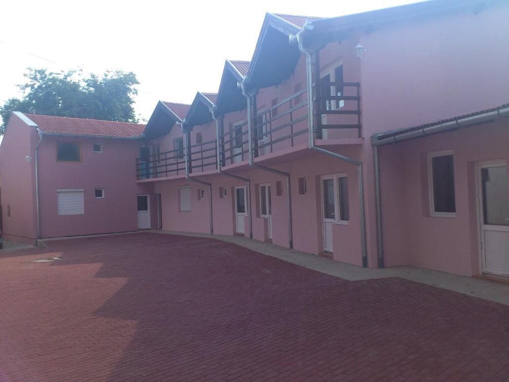 Inn Stefanija Subotica Exteriör bild